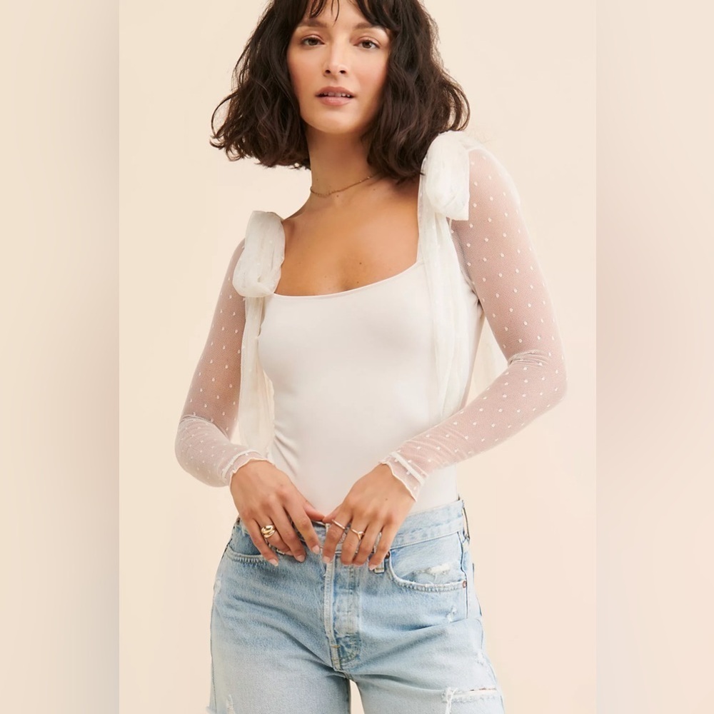 Free People Cream Lace Long Sleeve Bodysuit Women’s Size Small